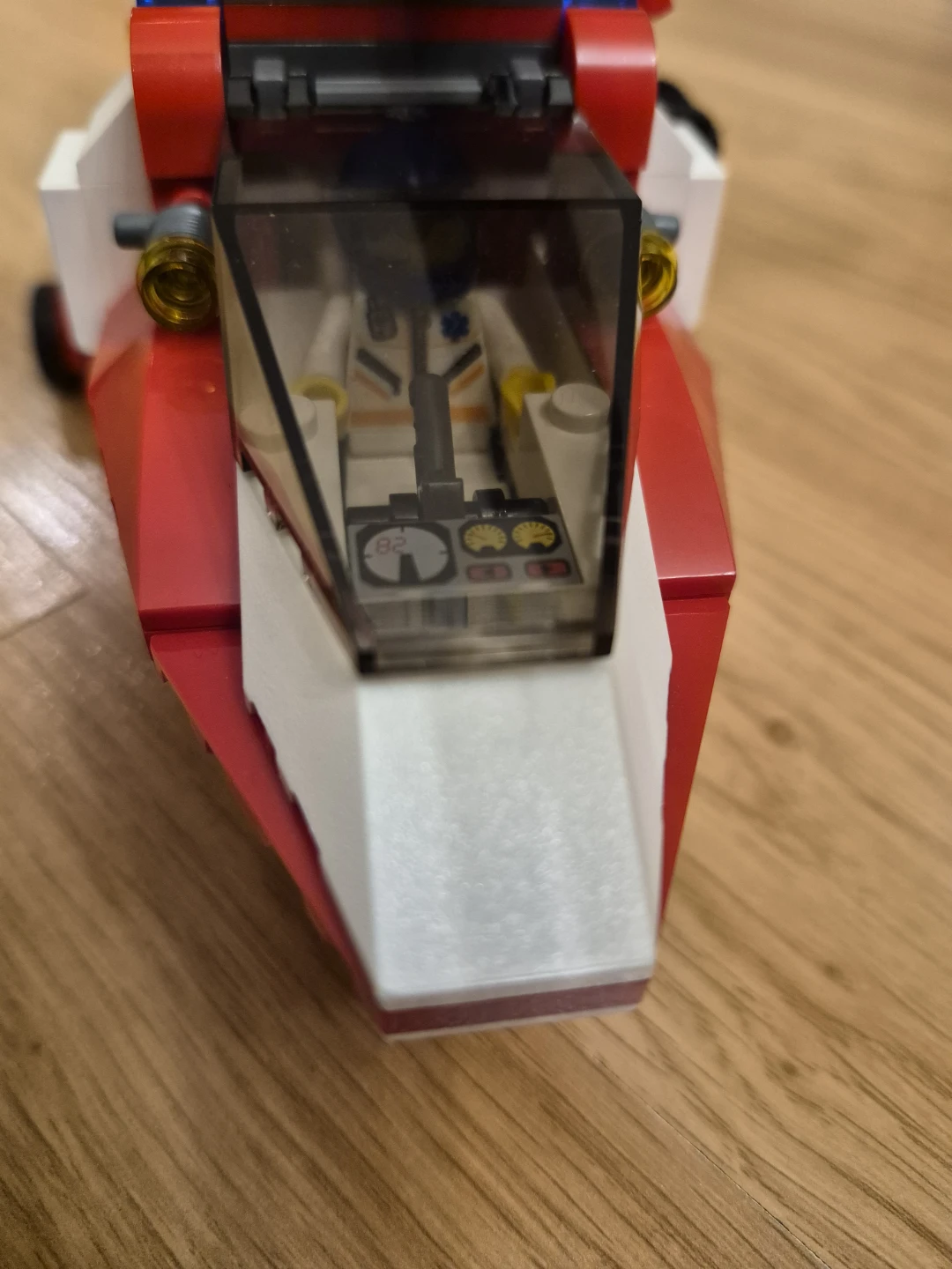 LEGO City Rescue Helicopter 7903 - photo 3