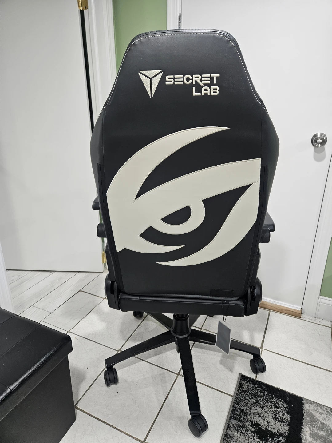 Secretlab "Team Secret" Gaming Chair - photo 4