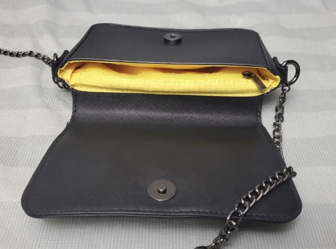 Like new Lounge fly pokemon pikachu purse bag - photo 5