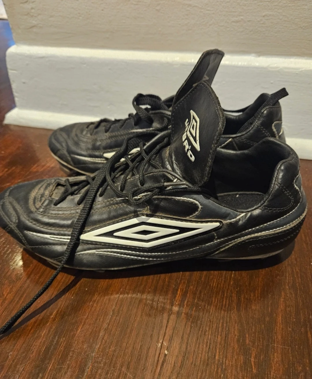 UMBRO Soccer Shoes US size 9.5 - photo 3