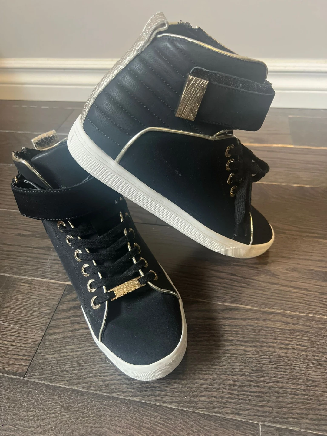 ALDO black high-top sneakers with gold accents - photo 5