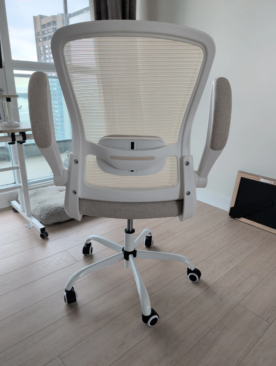 Ergonomic Office Chair - Cream - photo 4