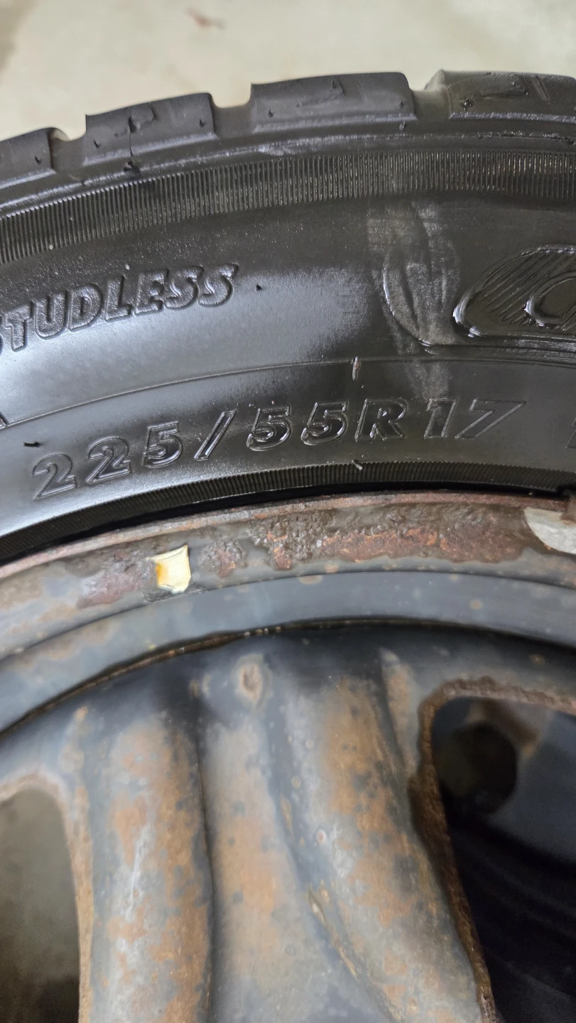 Set of 4 Tires and Rims - 225/55R17 - photo 5