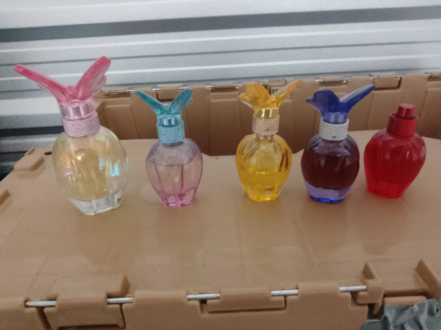 Set of 5 mini perfume bottles