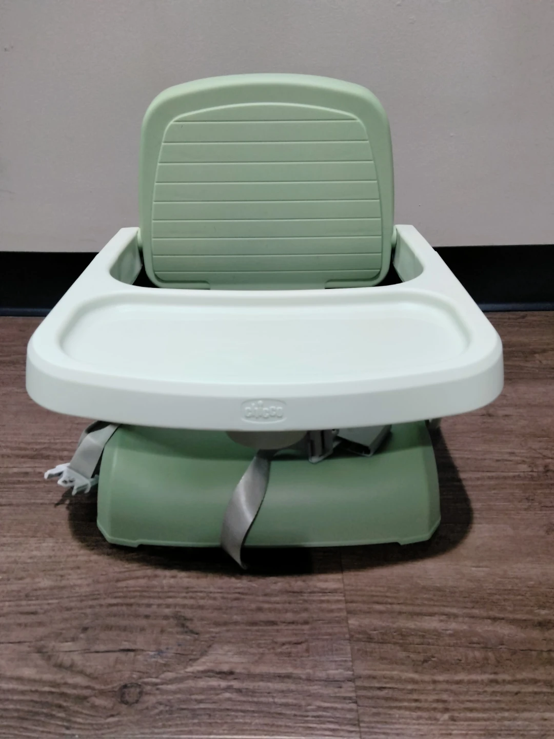 Chicco Pocket Snack Booster Seat - Green - photo 4