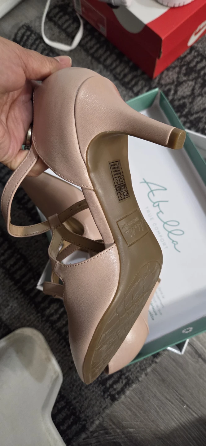 Abella Seneca Blush Vinci Heels Size 6M - photo 2
