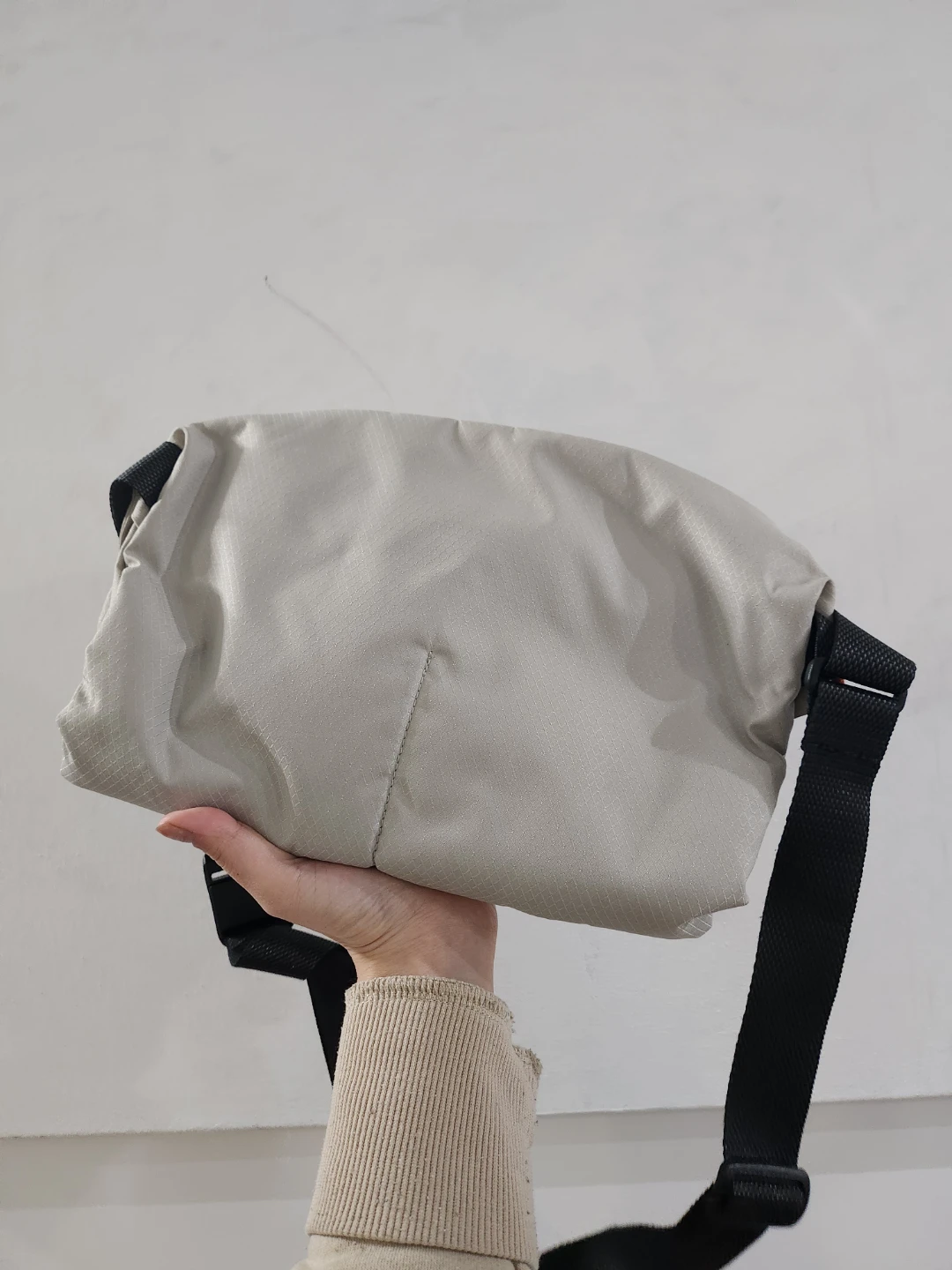 Bellroy Sling Bag - photo 2