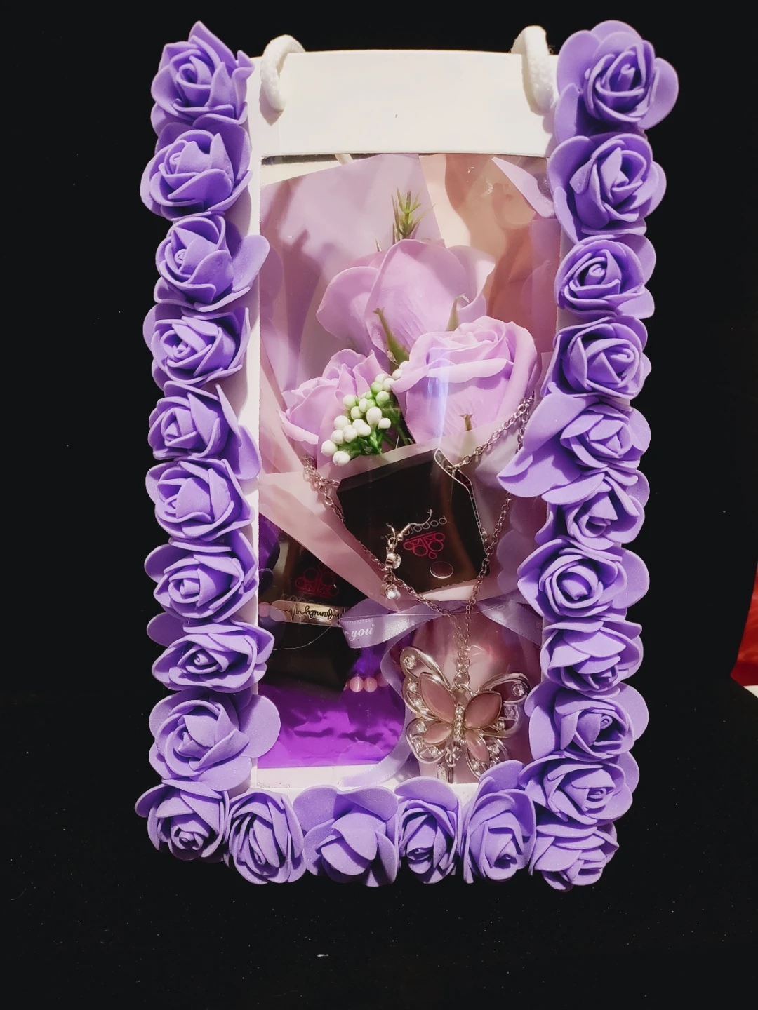 🌱Jewelry Gift bag with Faux Roses Gift Box New