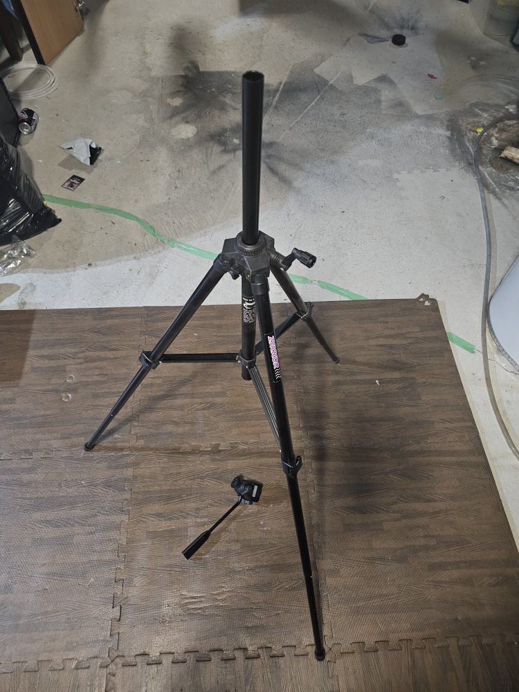 ZykkoR Tripod 50 - photo 2