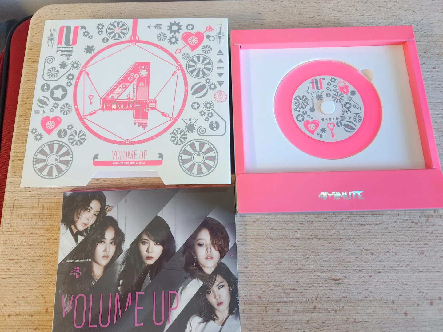 4Minute Volume Up 3rd Mini Album K-Pop CD - photo 2