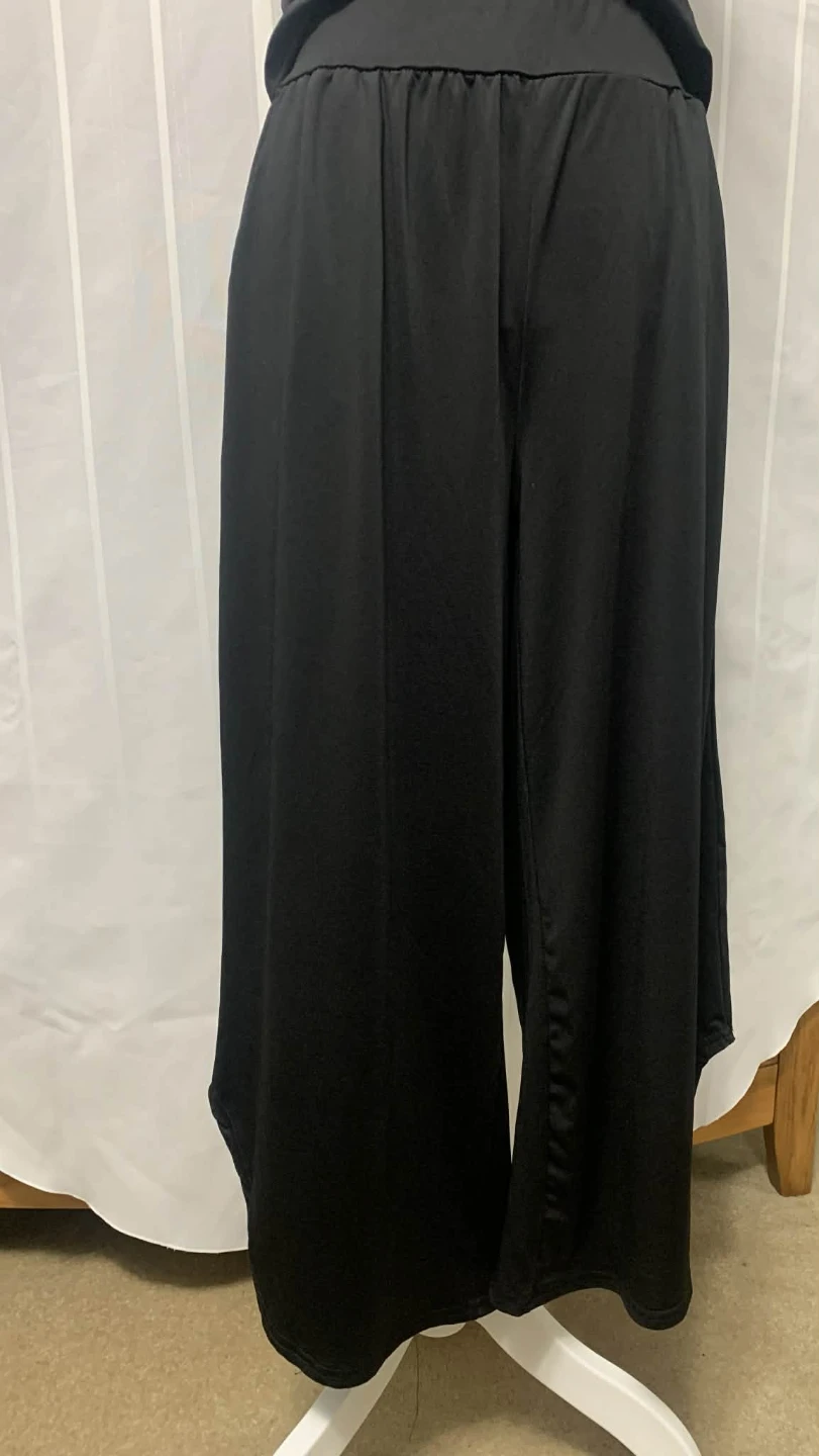 Black Wide Leg Cropped Pants - photo 2