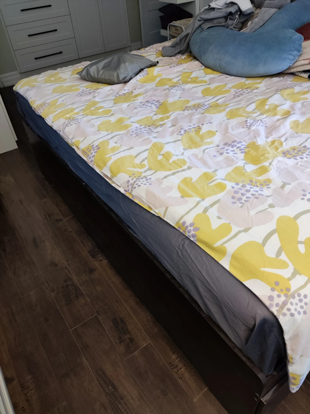 King Platform Bed Frame with 6 Drawers - photo 5