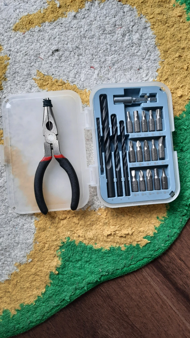 Plier with Bit Set