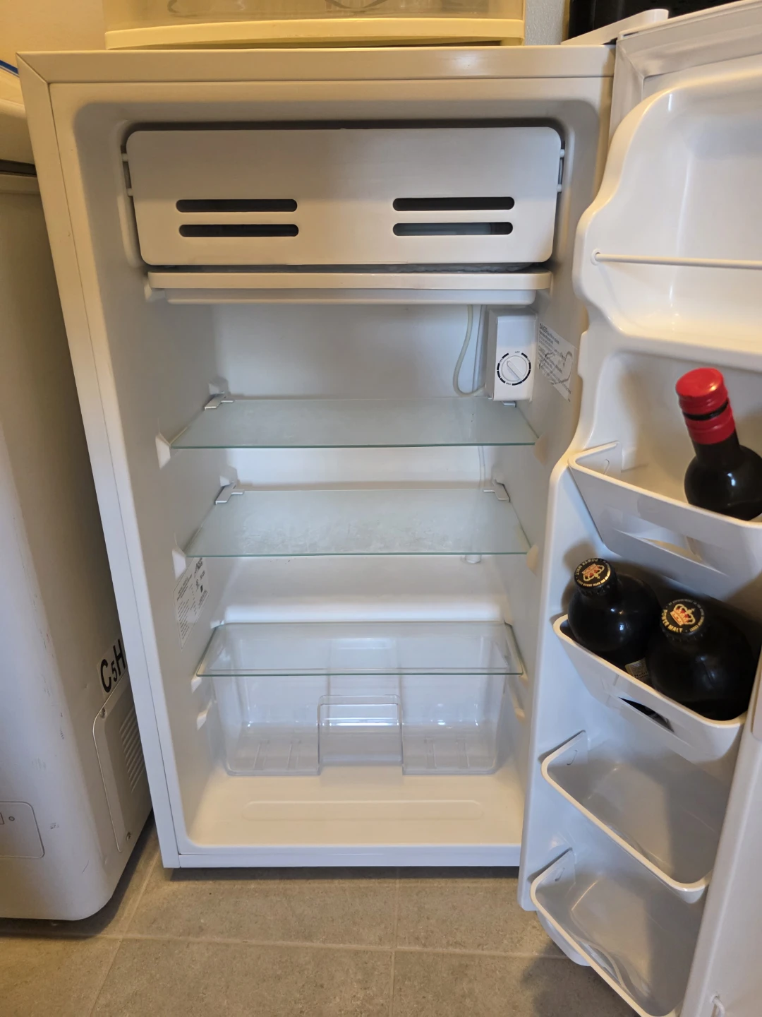 White Compact Mini Fridge - photo 2
