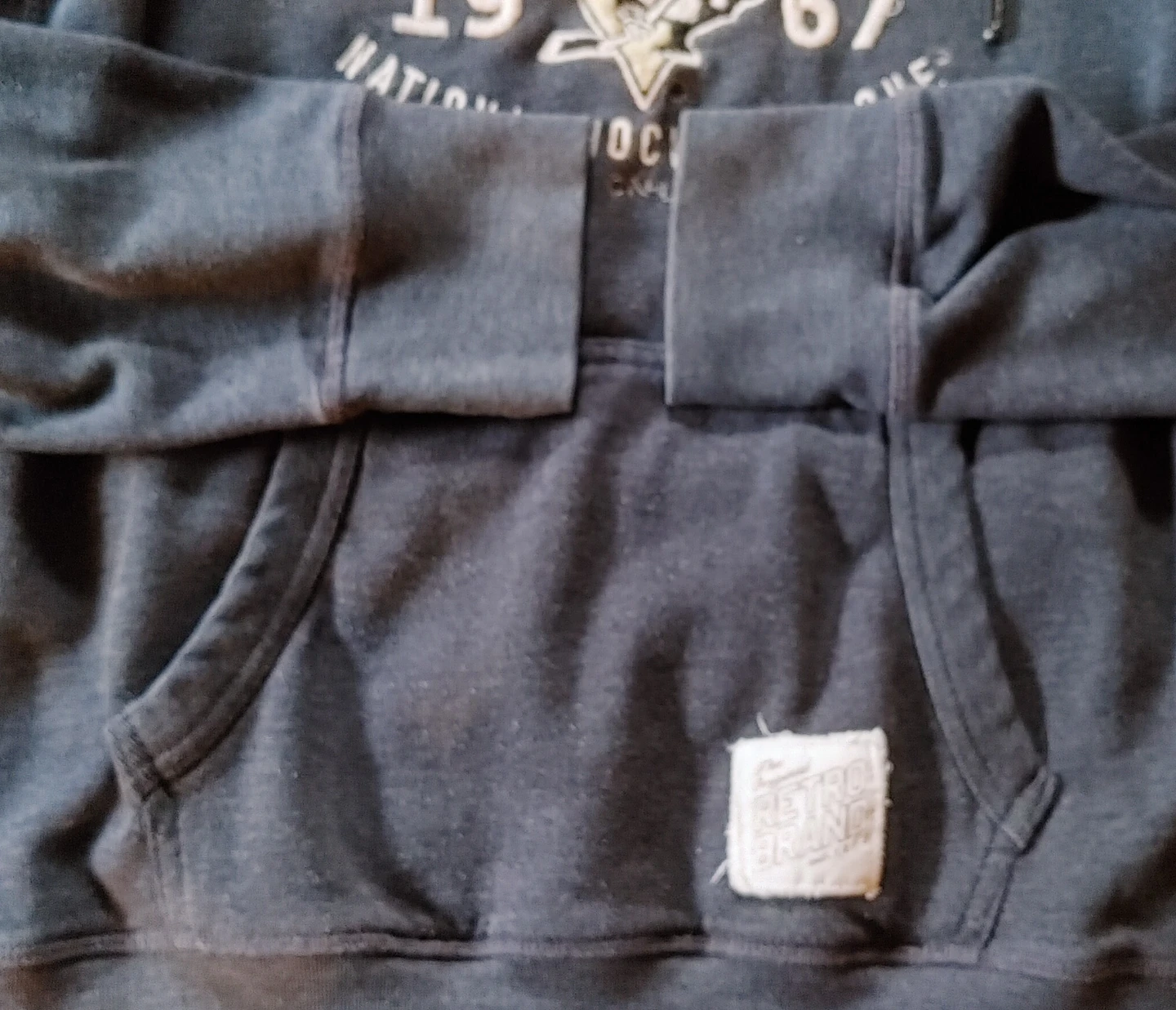 Retro Brand Pittsburgh Penguins Hoodie - Medium - photo 4