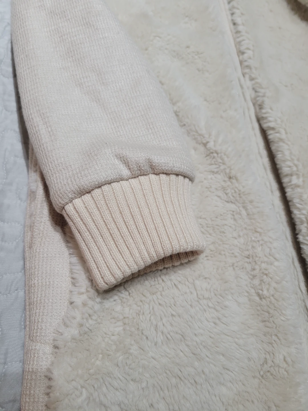 Cupcakes and Cashmere Fleece Lined Cardigan - Oat Meal - photo 3
