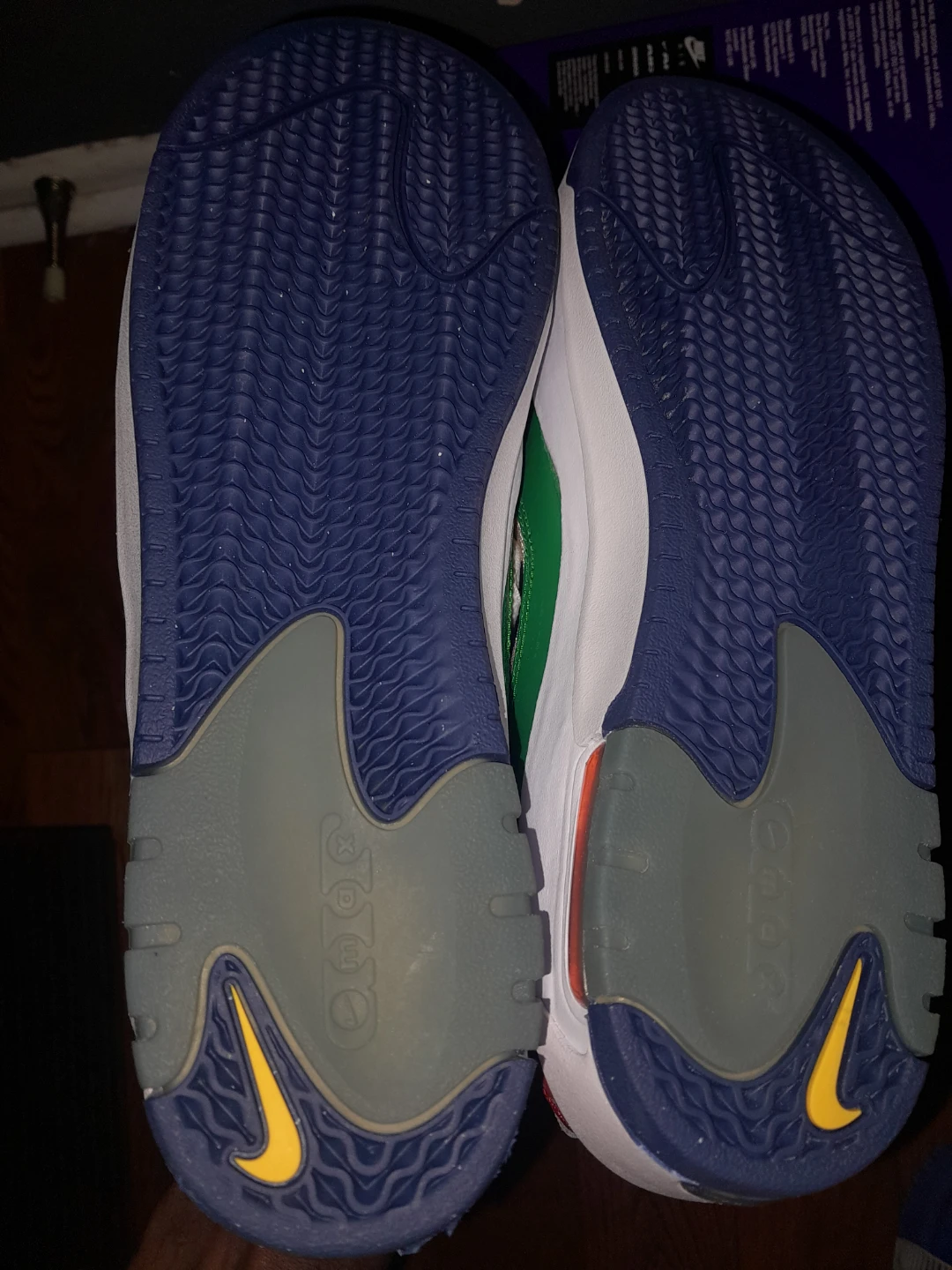 Nike SB Dunk Low Supreme "City of Stars" - photo 5