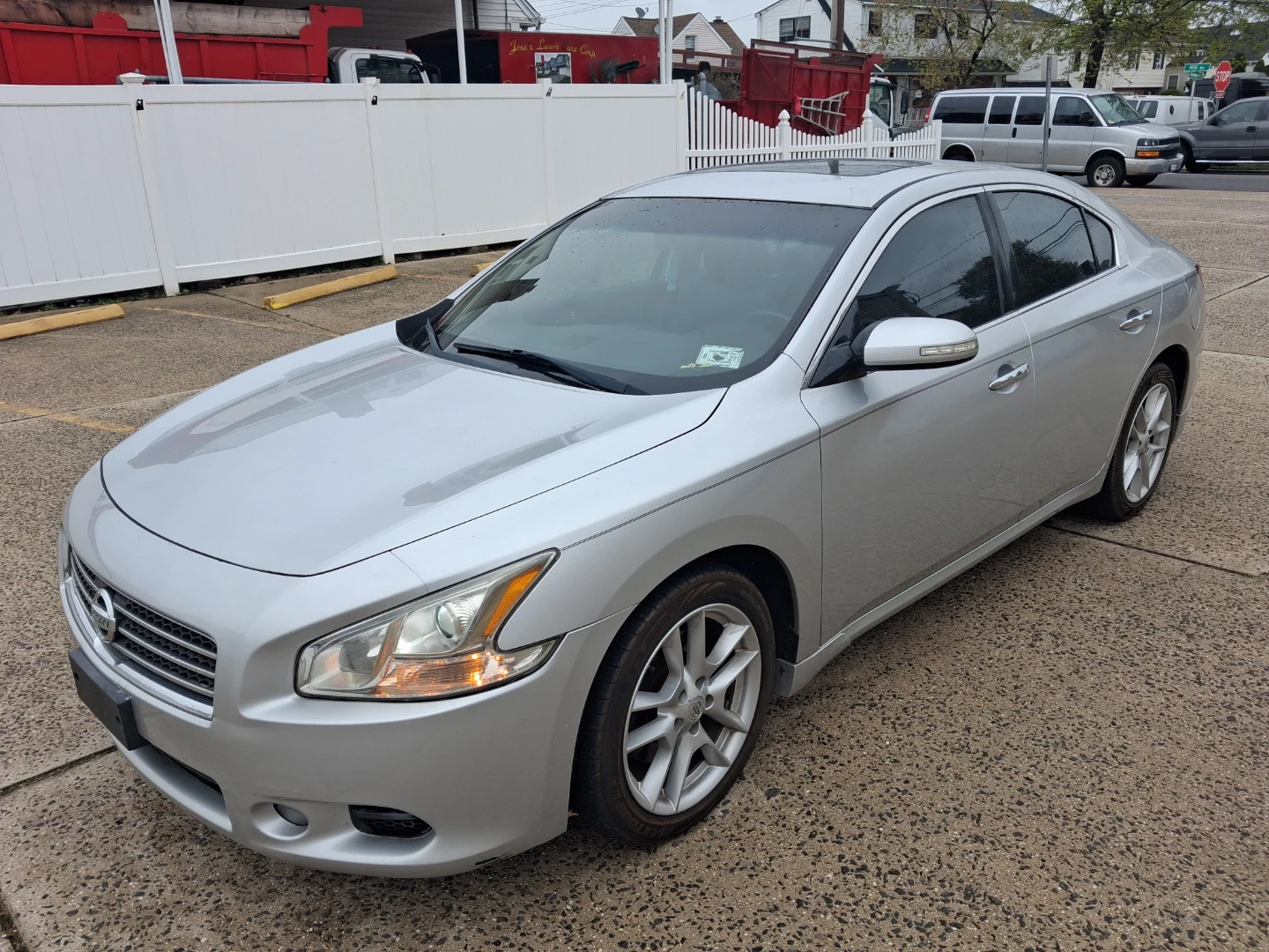 2011 Nissan Maxima 3.5 SV Sedan - photo 4