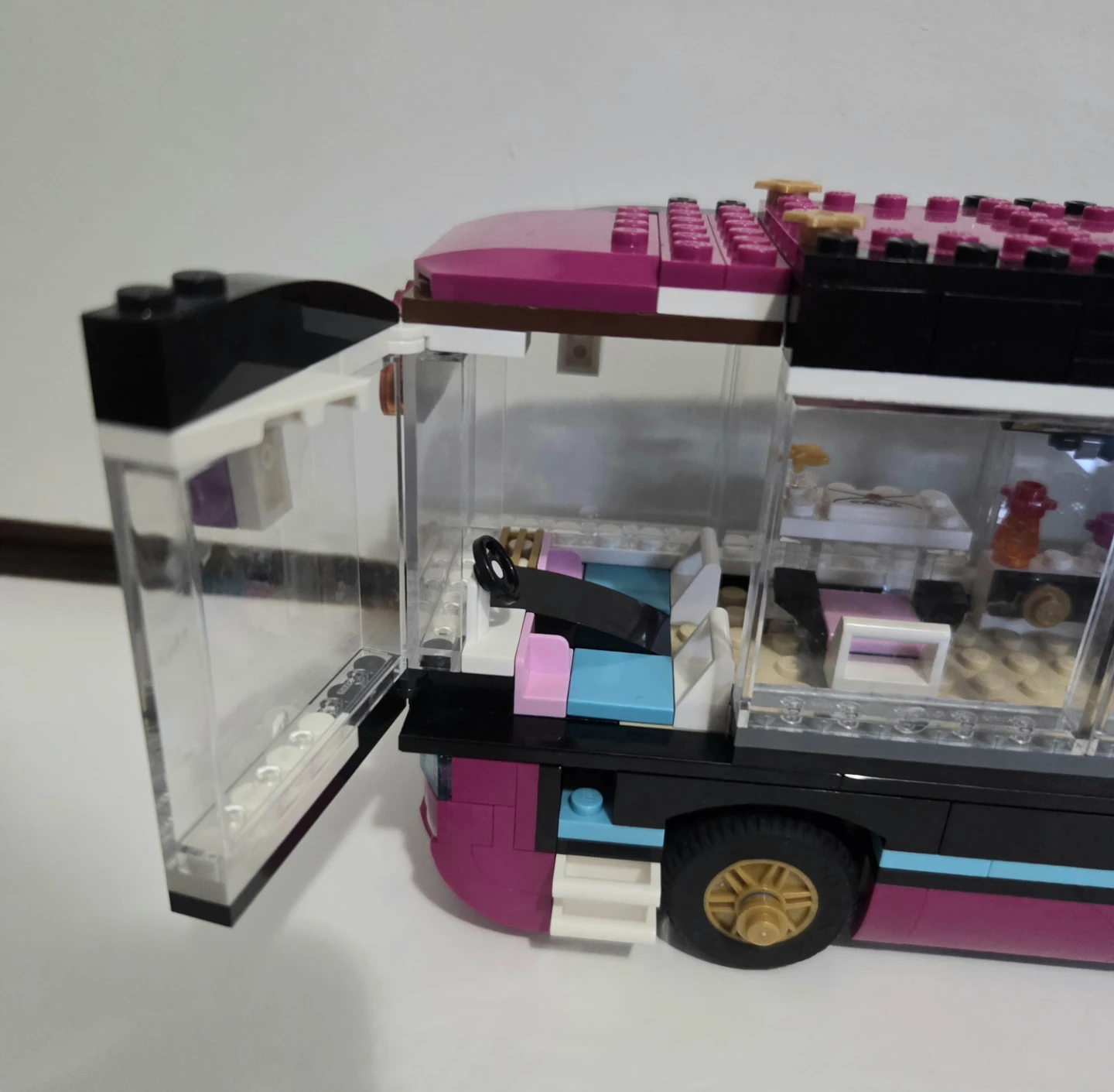 Lego Friends 41106 Pop Star Tour Bus - photo 2