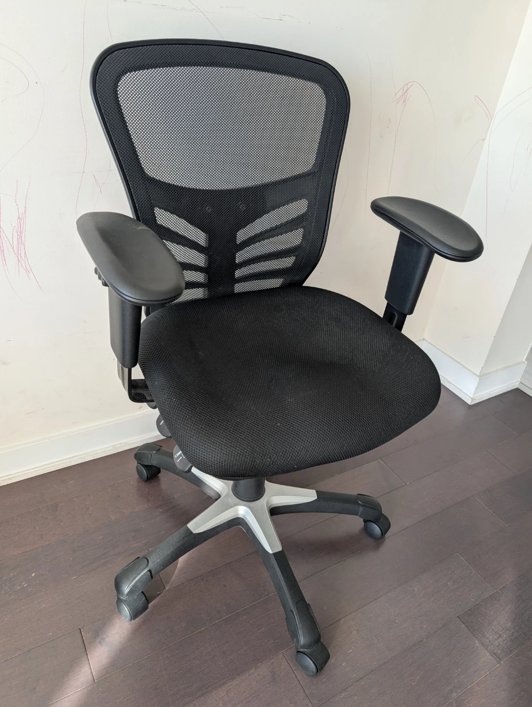 Black Mesh Office Chair