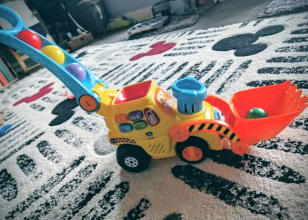 Push Toy Truck with Balls - photo 2
