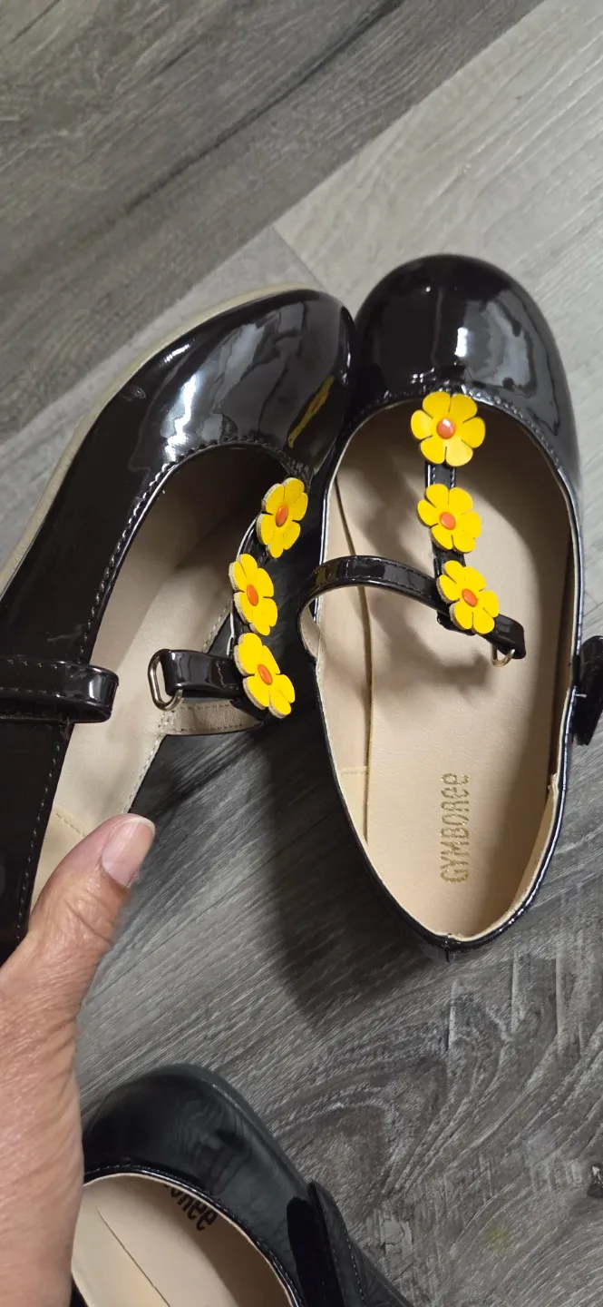 Gymboree Patent Mary Jane Shoes with Flower Detail - photo 2