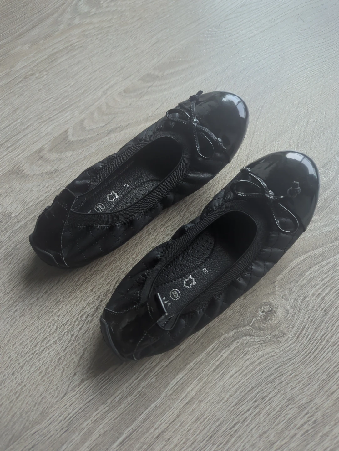 Geox Black Ballet Flats for kids