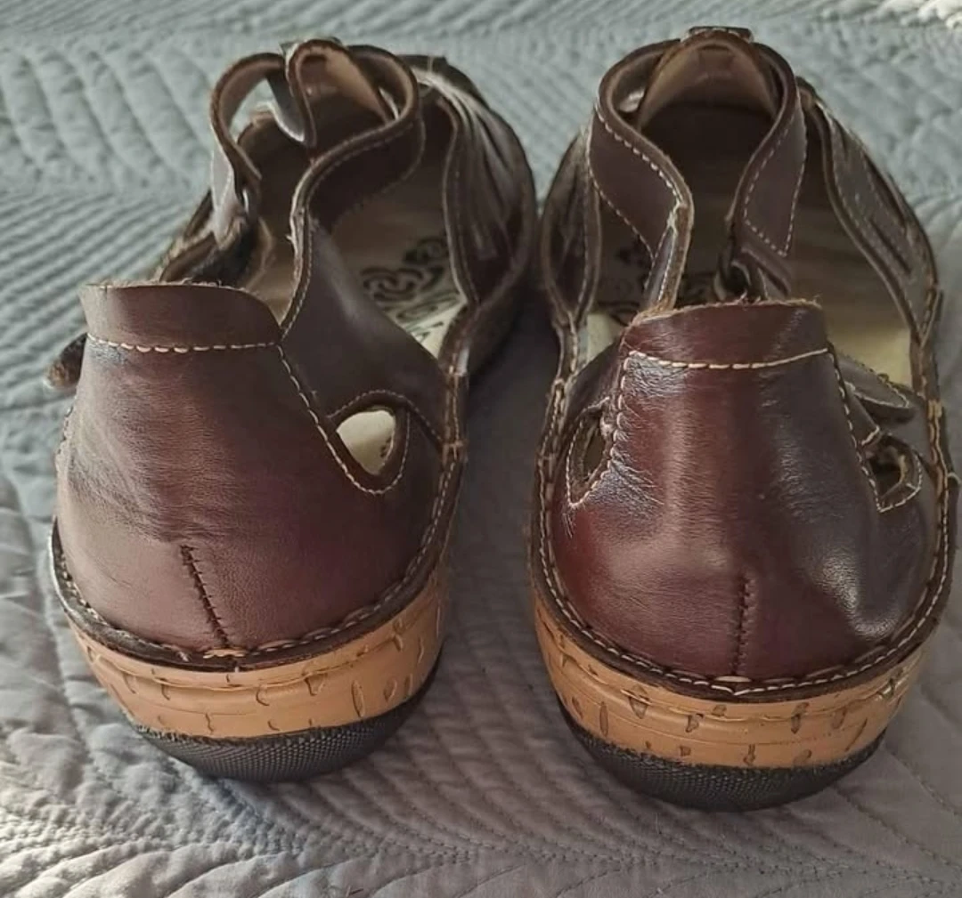 Propet Women's Brown Leather Cutout Mary Jane Shoes - photo 4