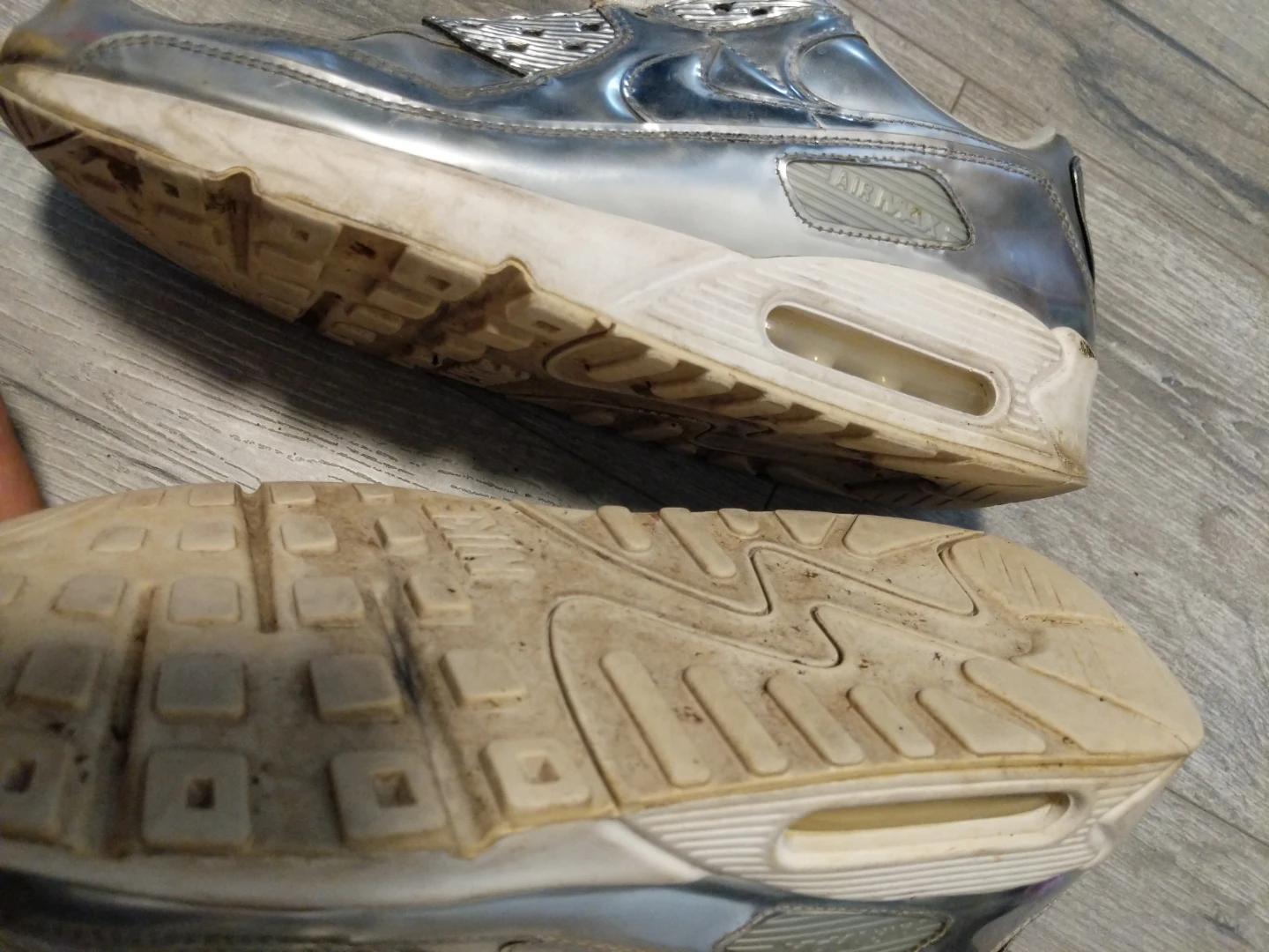 Silver Nike airmax US size 12 womens - photo 4