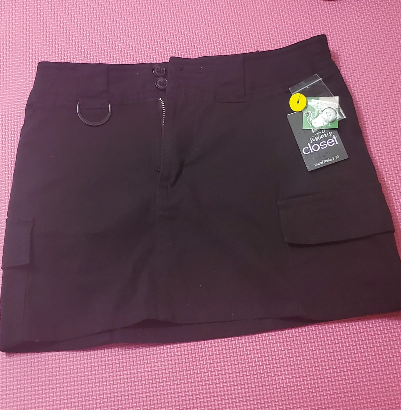 Sister's Closet Girl's  Black Cargo Skirt Size large