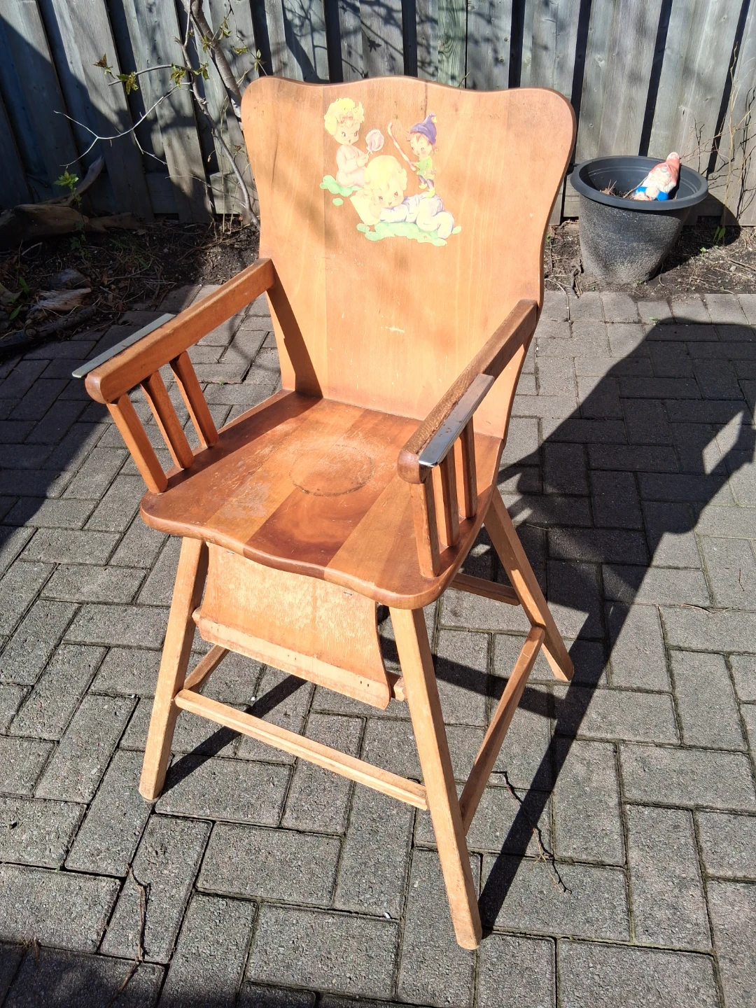 Vintage Wooden High Chair with Cute Decal - photo 4