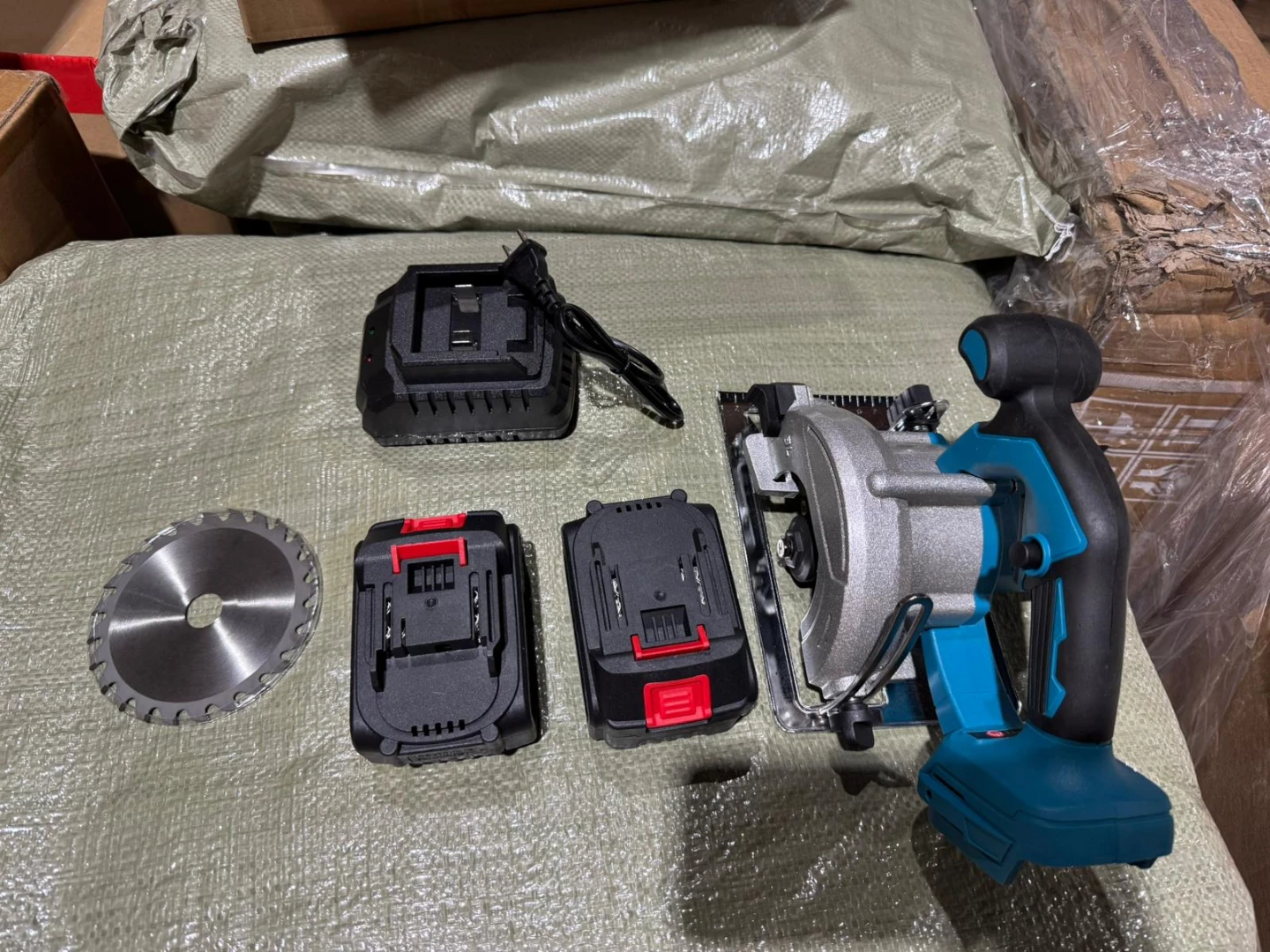 Cordless Circular Saw Kit with Batteries and Charger