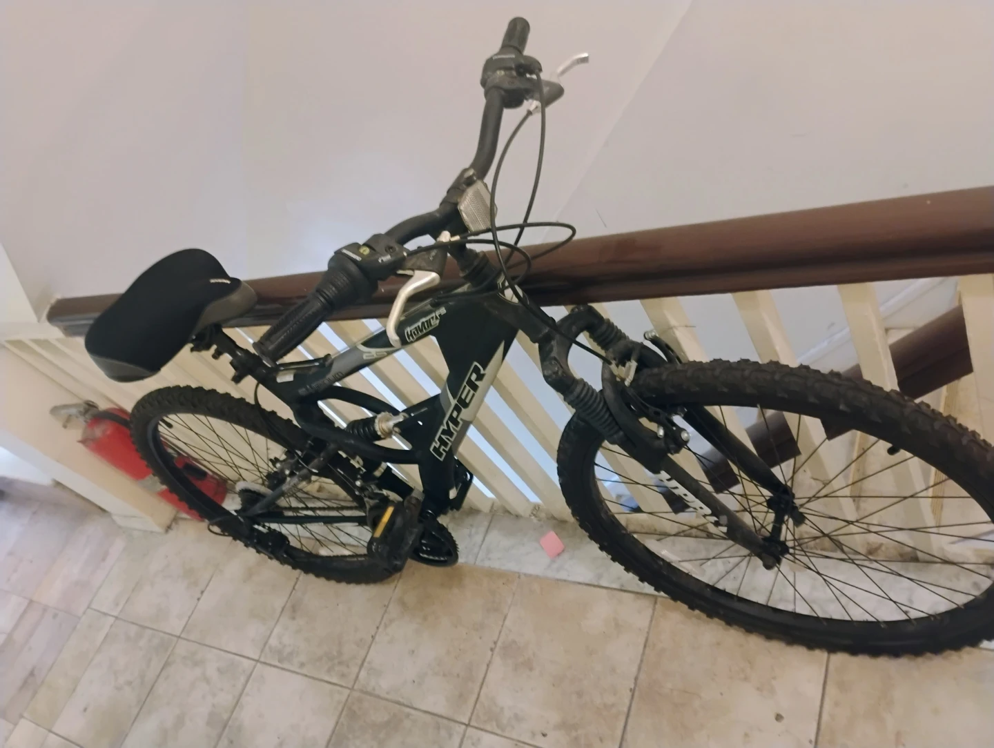 Hyper Men's Mountain Bike - photo 3