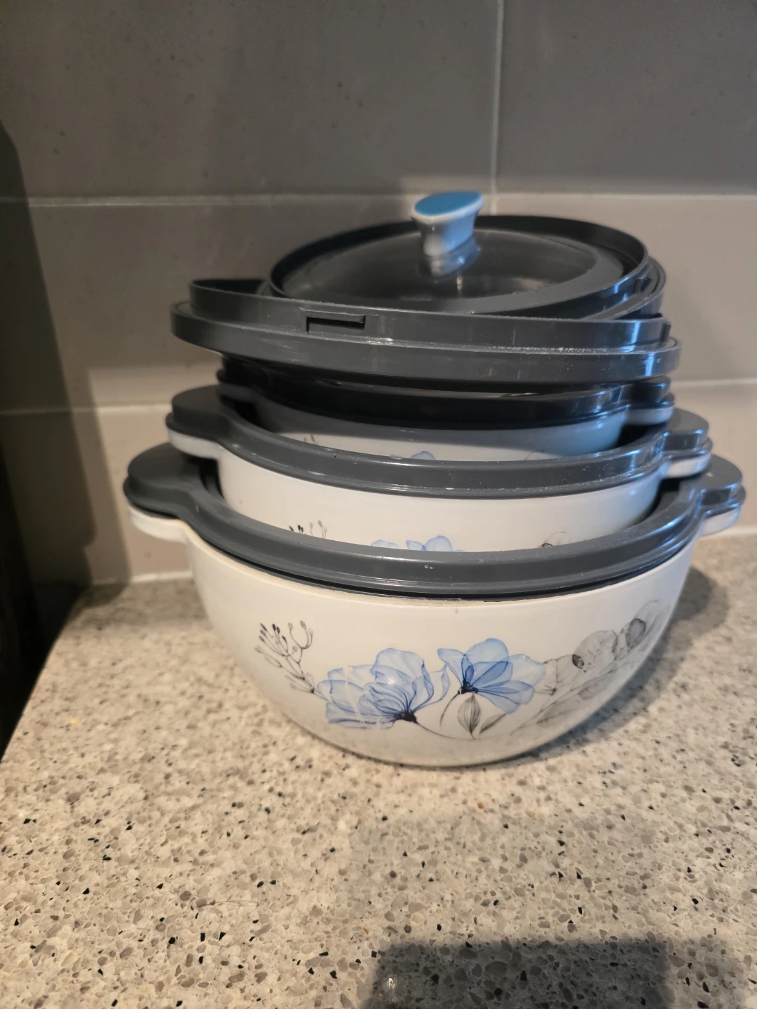 A set of three castoles barely used and in excellent condition. - photo 4