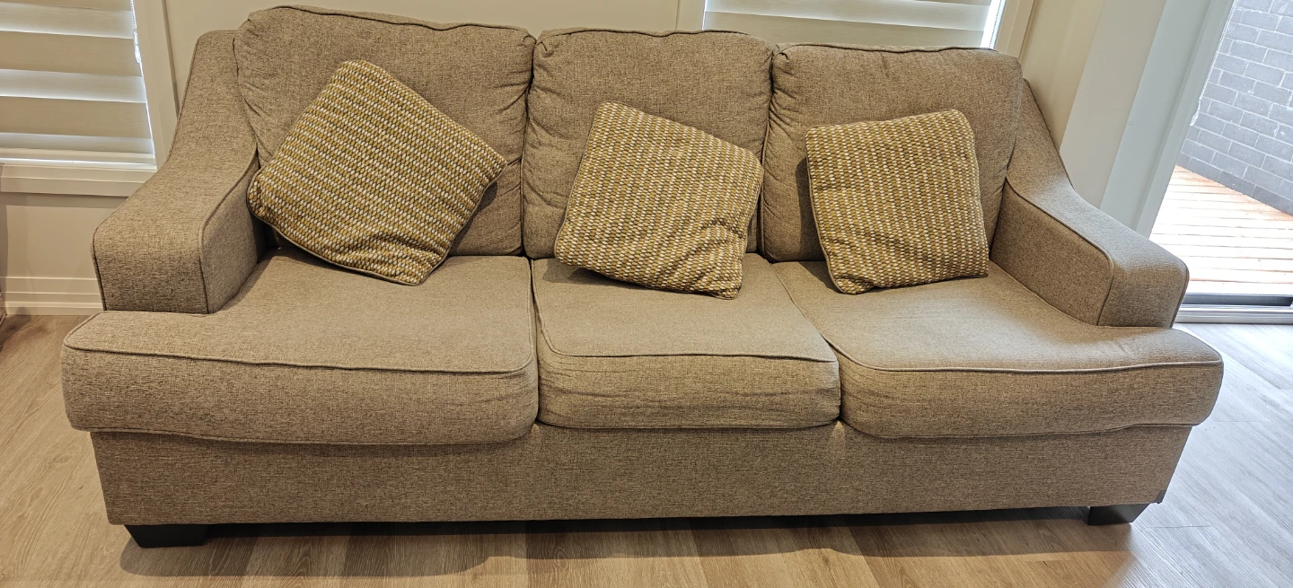 3-Seater Sofa with Throw Pillows - photo 2