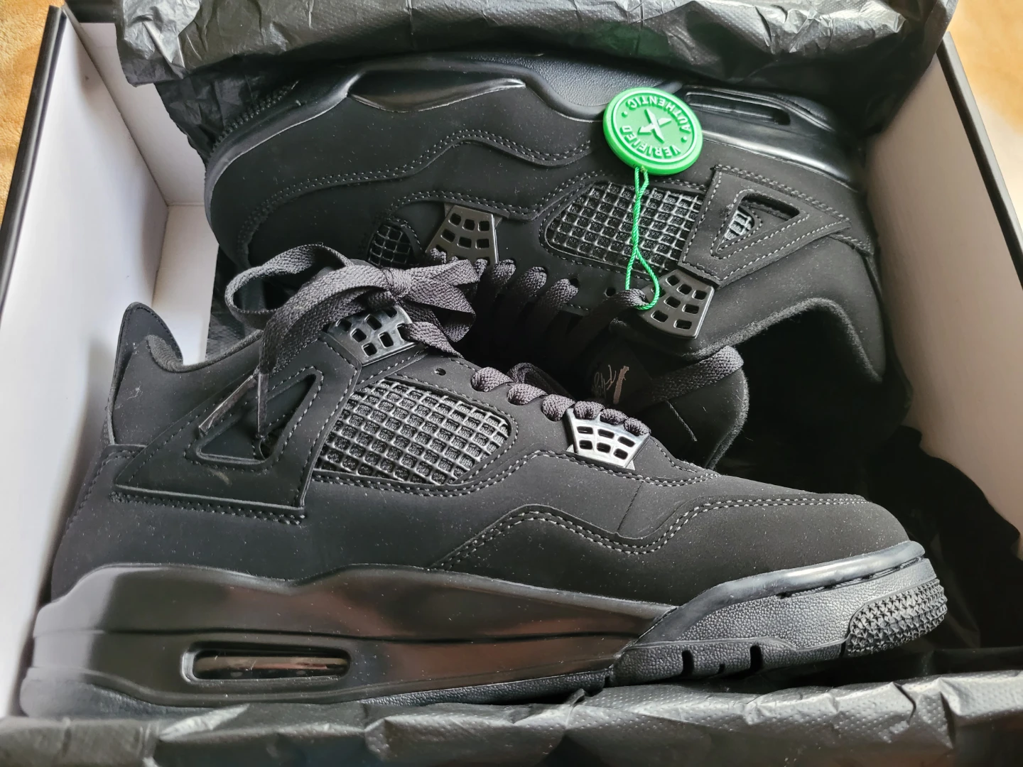Air Jordan 4 Retro (AJ) "Black Cat" Sneakers size 8.5 en - photo 2