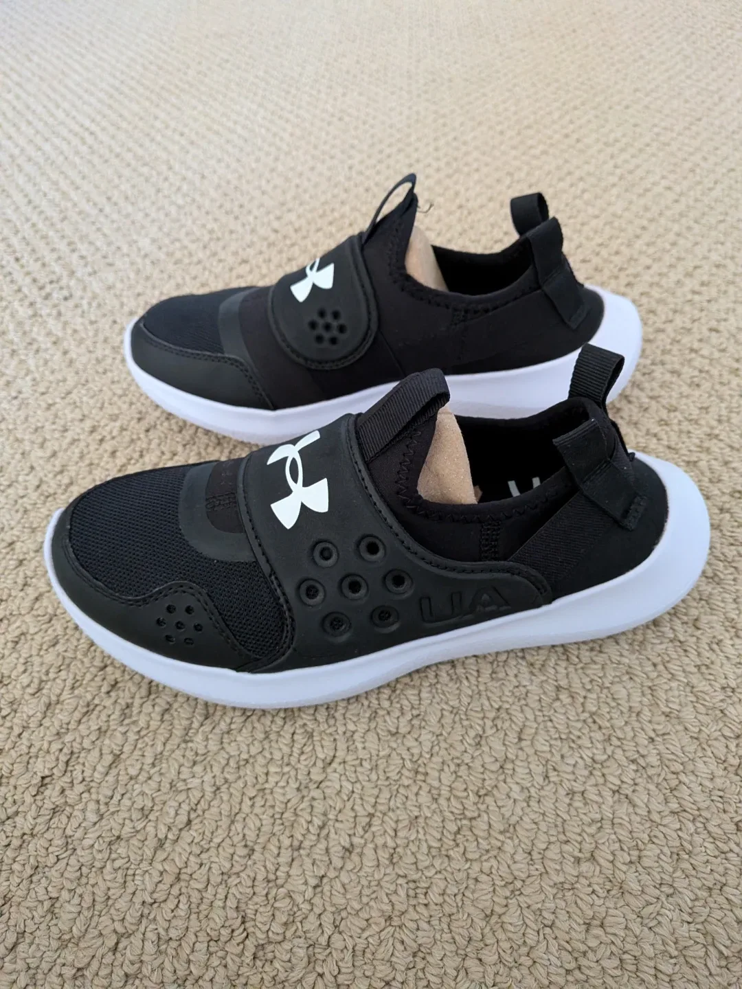 Under Armour Kids' Outhustle 2 Slip Running Shoes 🌱 - photo 3