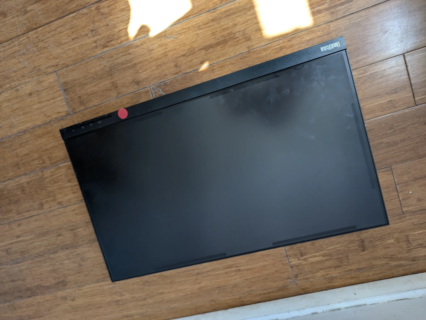 Lenovo ThinkVision 24" 1080*1920 monitors - photo 2