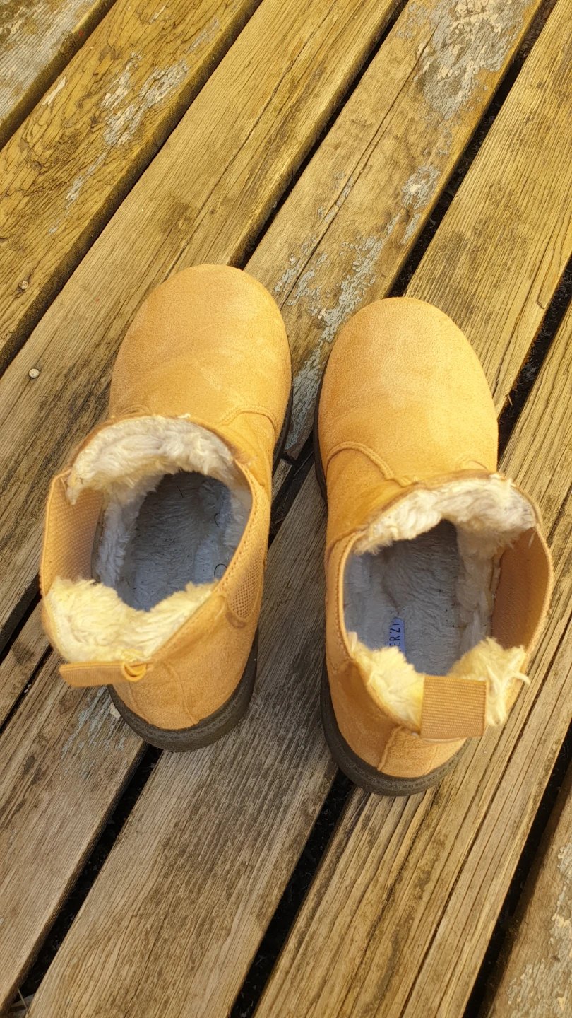 Tan Suede Chelsea Boots with Fur Lining - photo 3