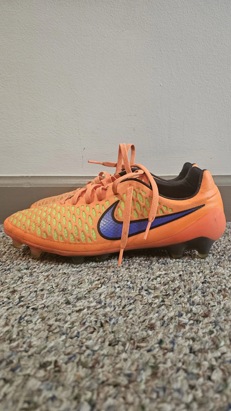Nike Magista Opus FG Orange Soccer Cleats Size 8.5