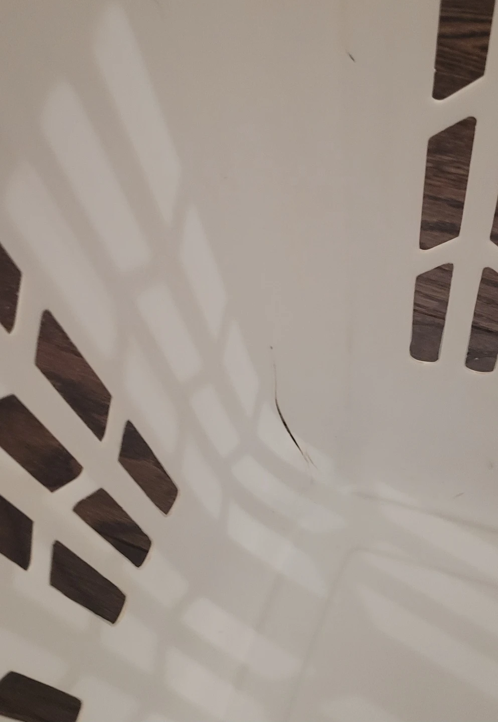 White Laundry Basket with Lid - photo 5