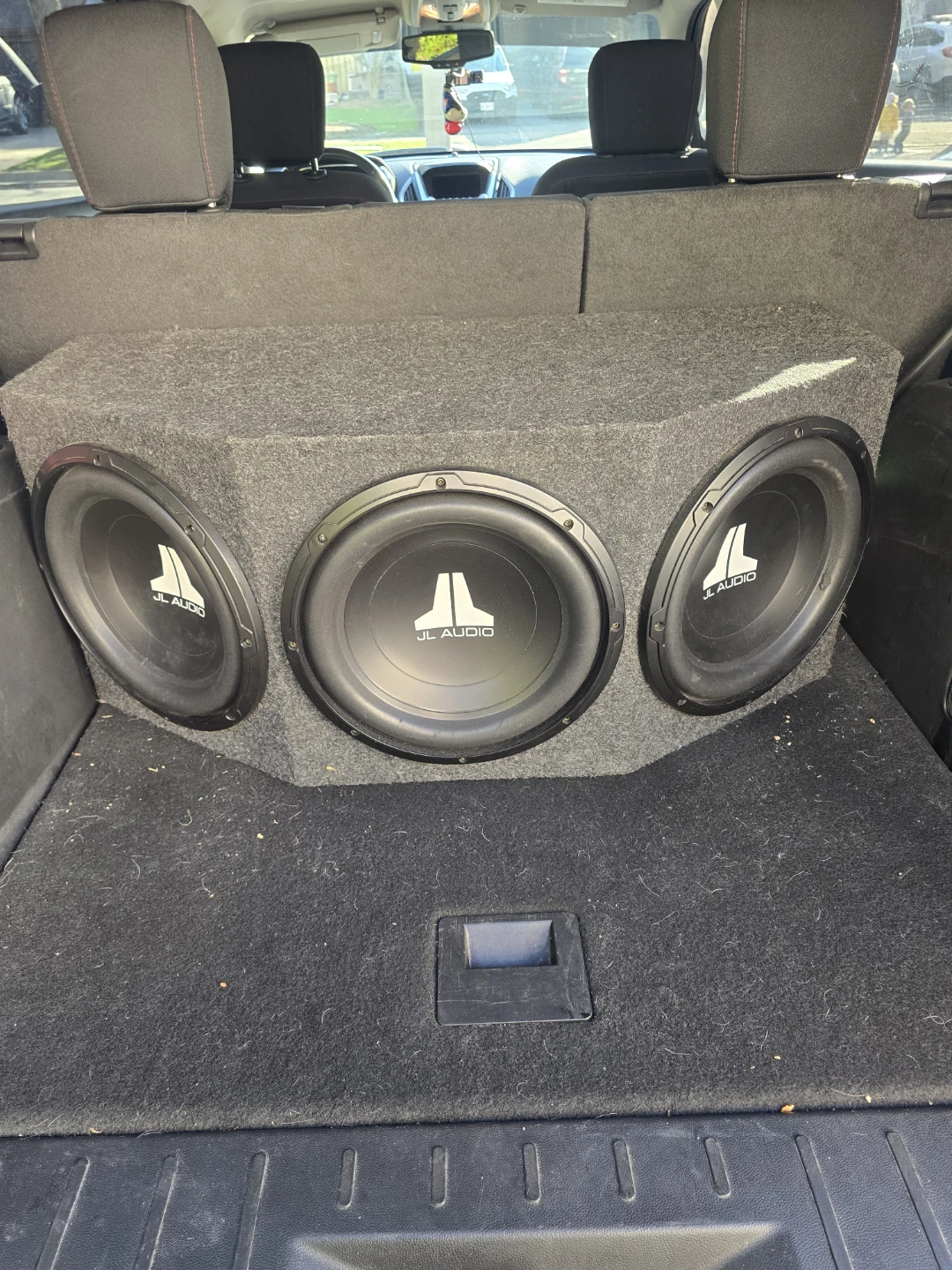JL Audio 3x 12" Subwoofer Enclosure with Alpine V-Power Mono Amp