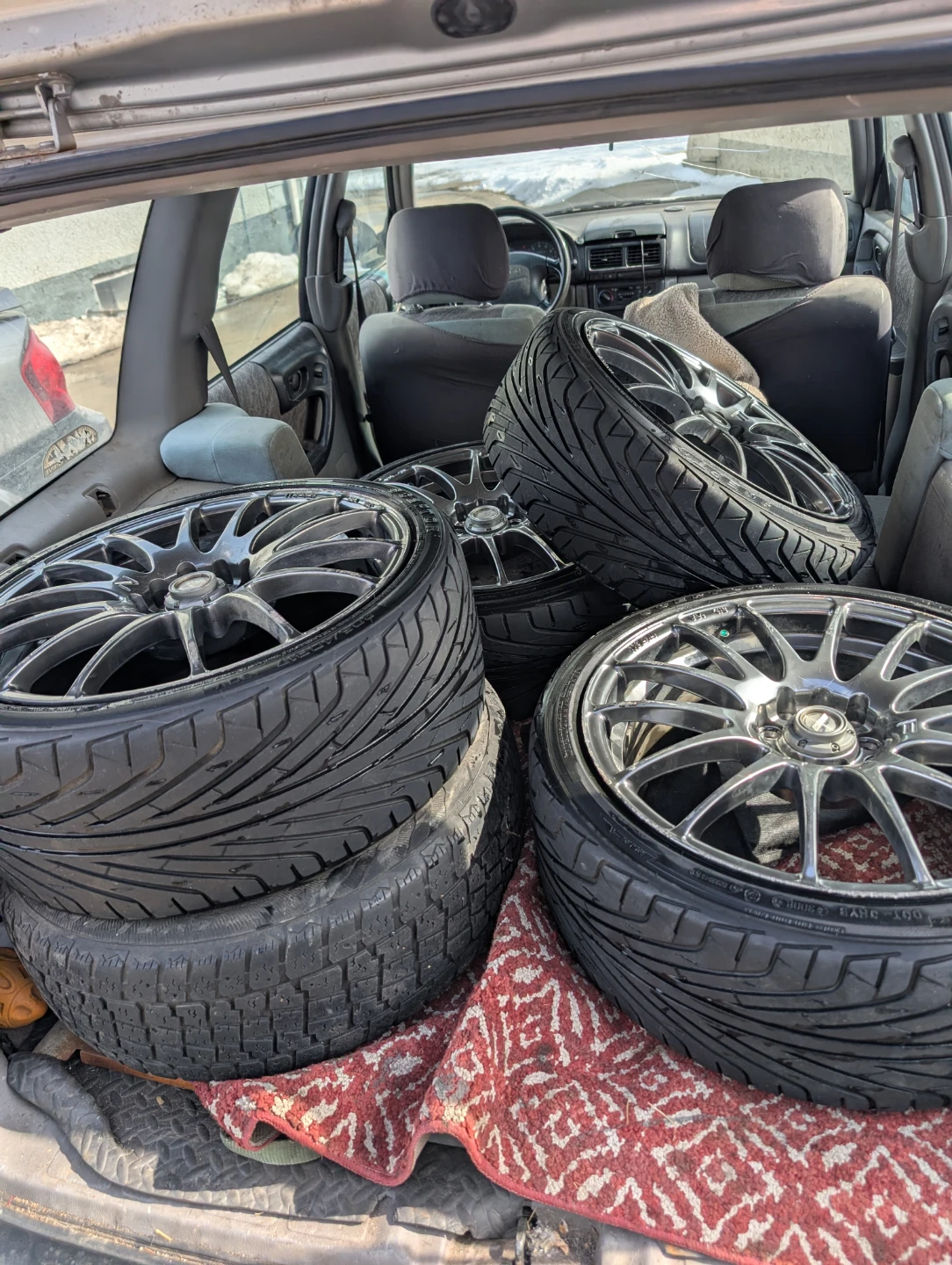 Rims and tires. 205/40R17