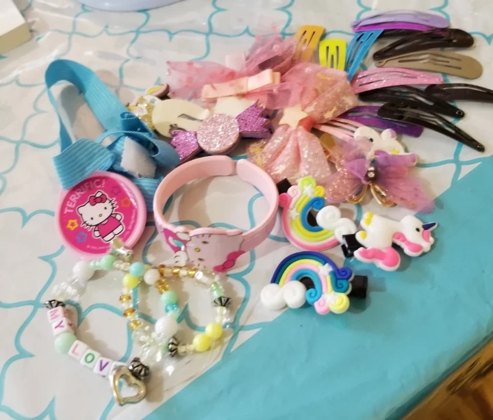 Assorted Girls Hair Accessories and Bracelets - photo 3
