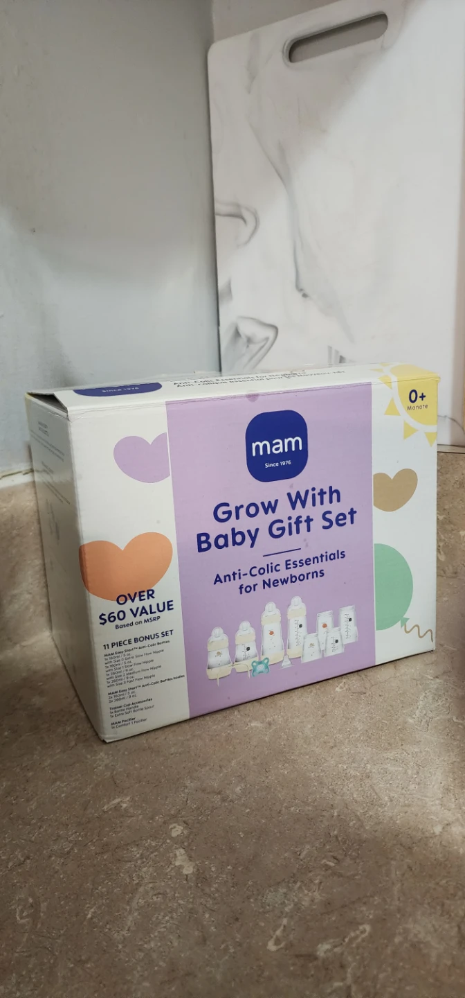 MAM Grow With Baby Gift Set