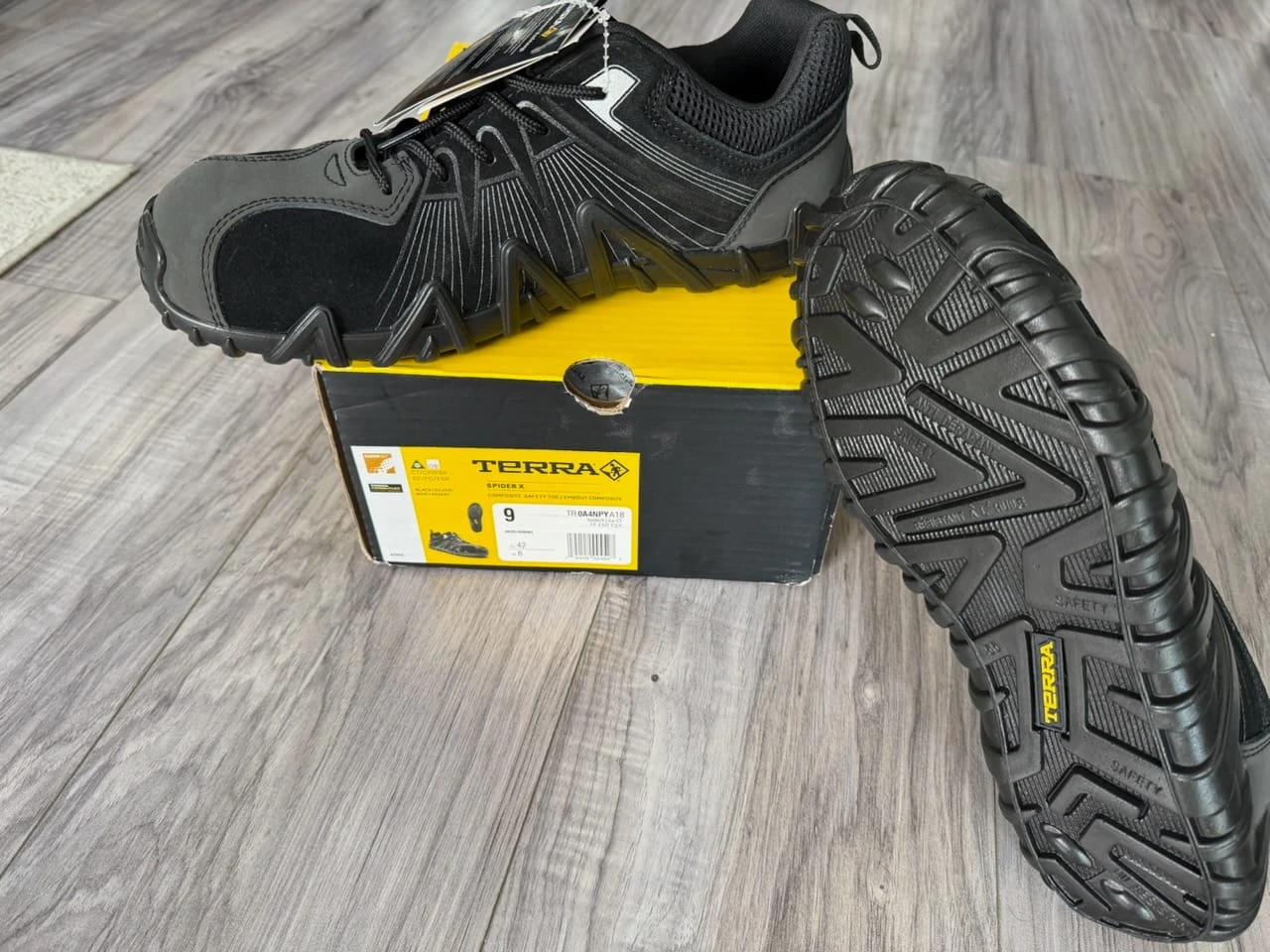 TERRA Spider X Safety Shoes - Size 9