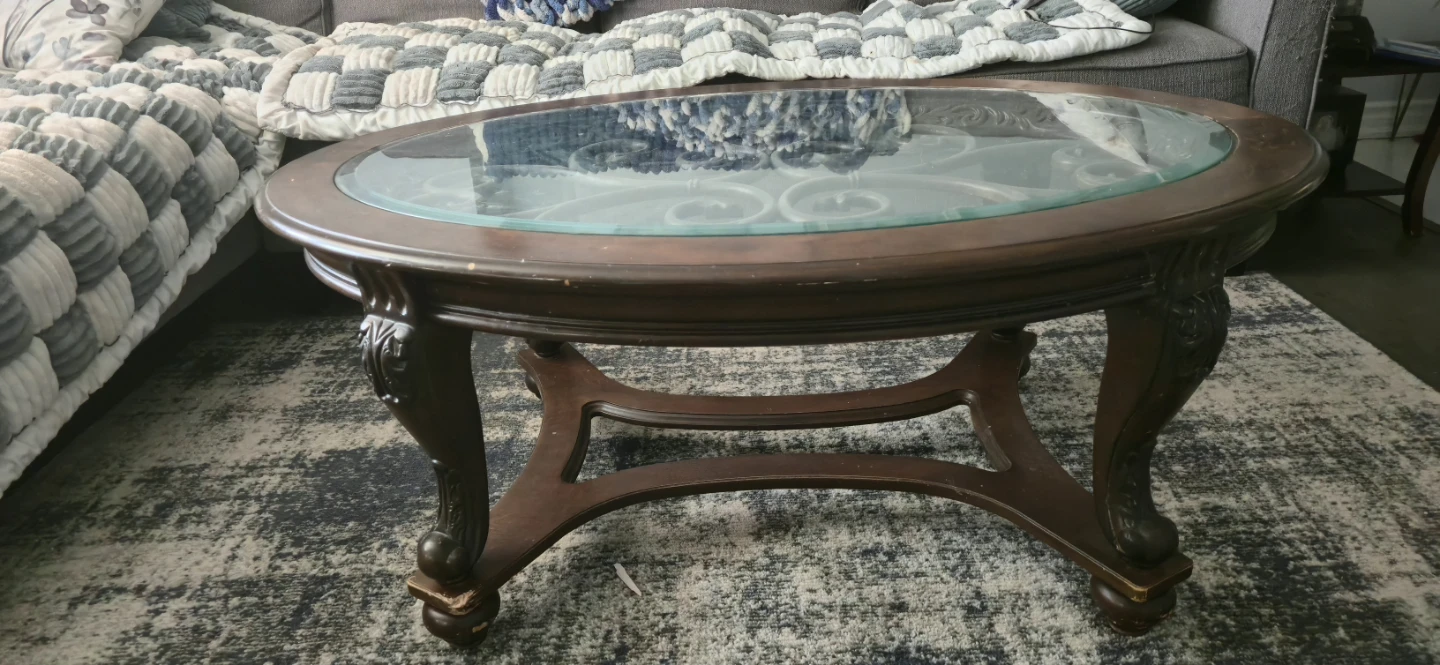 Oval Coffee Table with Glass Top