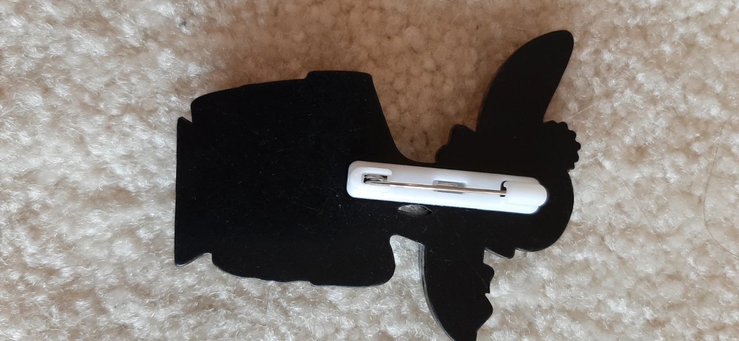 Lady with Hat Brooch - photo 2