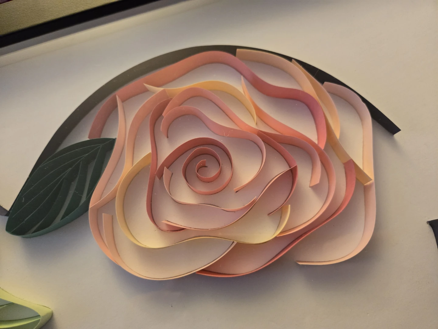 Handmads 16×20 Framed "Mom" Quilled Rose Heart Art - photo 3