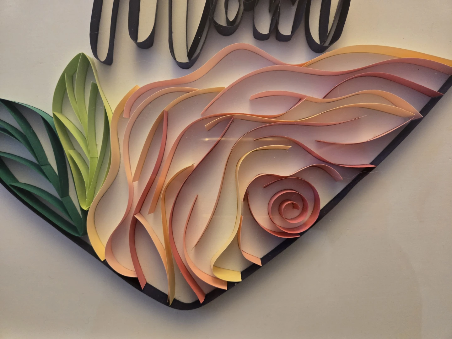 Handmads 16×20 Framed "Mom" Quilled Rose Heart Art - photo 5